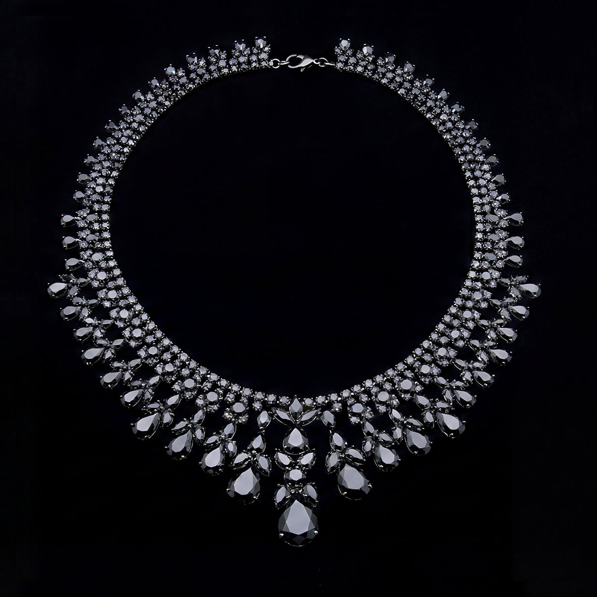 Black Diamond Valour Sautoir Necklace