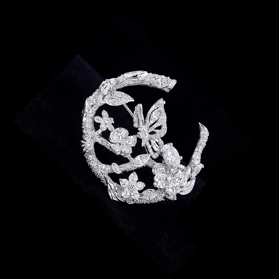 Diamond English Garden Brooch