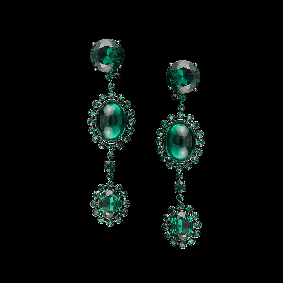 Emerald Valour Earrings