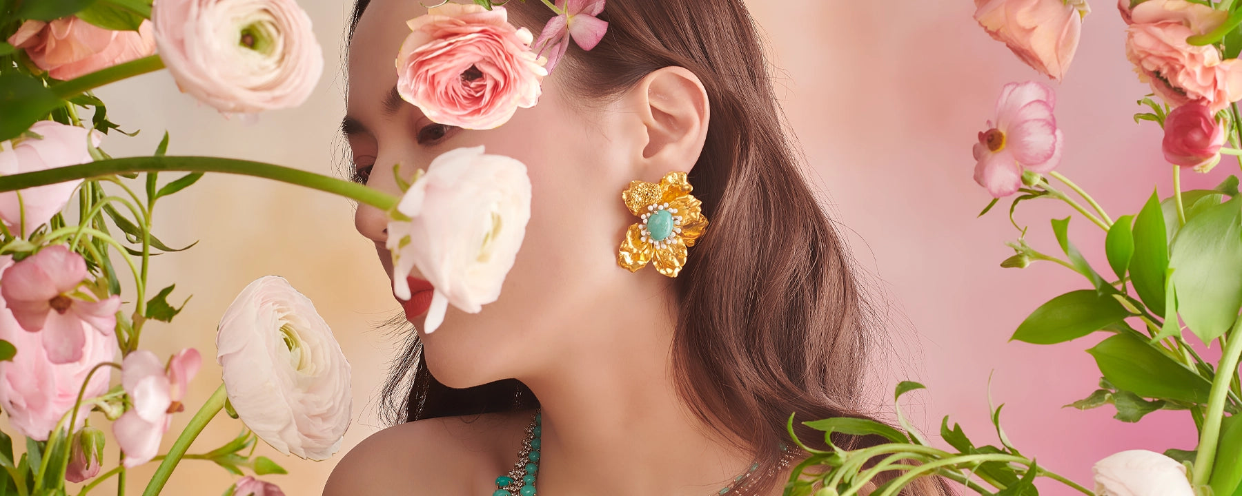 Anabela_Chan_Joaillerie_Collections_Floral_Fantasies_-_the_Icons_desktop header