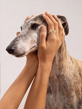 Anabela_Chan_Joaillerie_Our_Collections_Puppy_Kitty_Rings_Diamond_Terrier_Ring_01