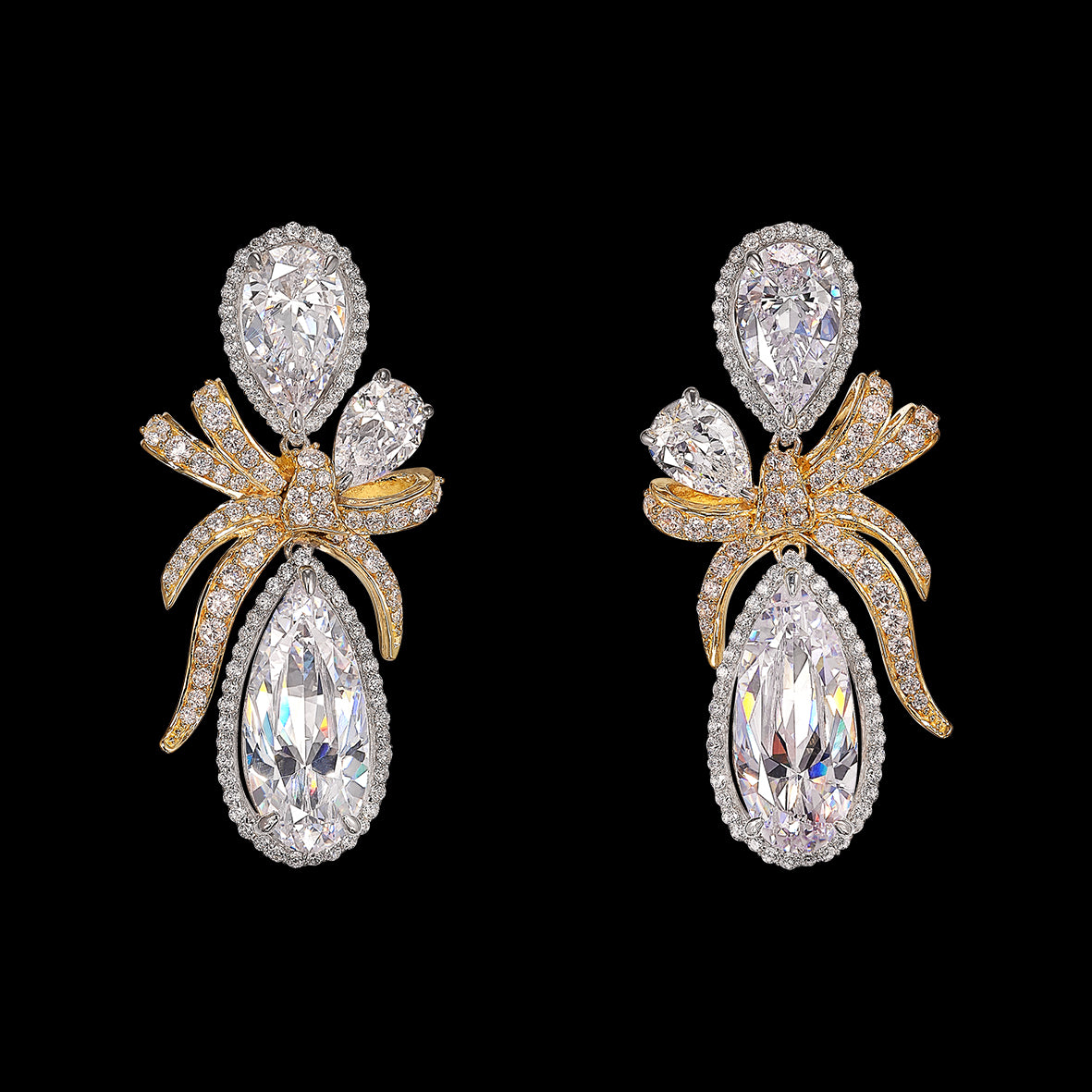 Diamond Ruban Earrings - Main Image