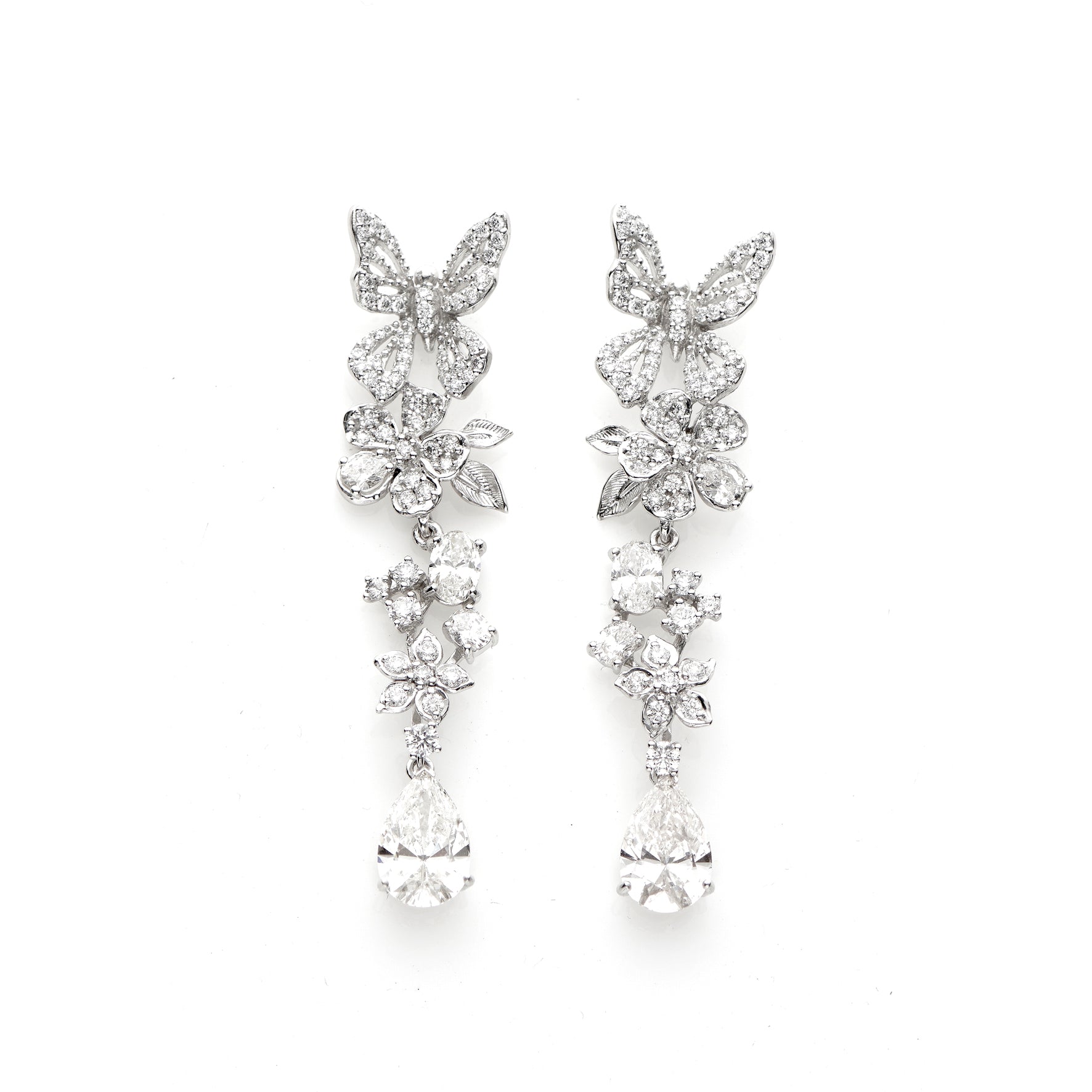 AC x Diamond Foundry . Vine Earrings, Earring, Anabela Chan Joaillerie - Fine jewelry with laboratory grown and created gemstones hand-crafted in the United Kingdom. Anabela Chan Joaillerie is the first fine jewellery brand in the world to champion laboratory-grown and created gemstones with high jewellery design, artisanal craftsmanship and a focus on ethical and sustainable innovations.