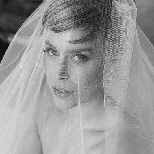 Extraordinary Brides - Lexie Kirk in Begonia Comet Earrings