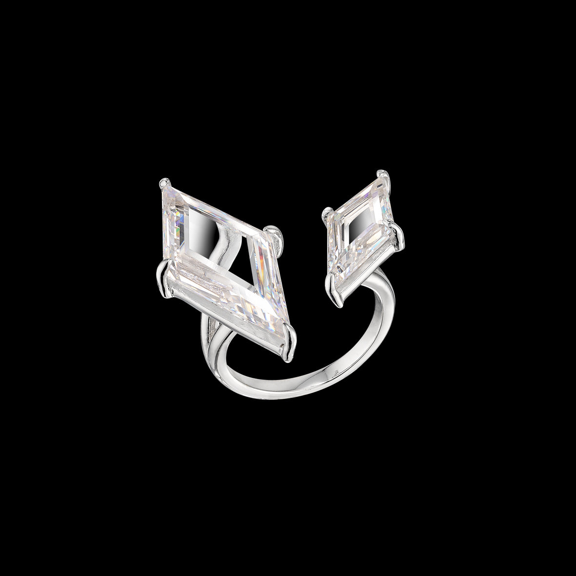 Trinity’s Shatter Ring – Anabela Chan Joaillerie