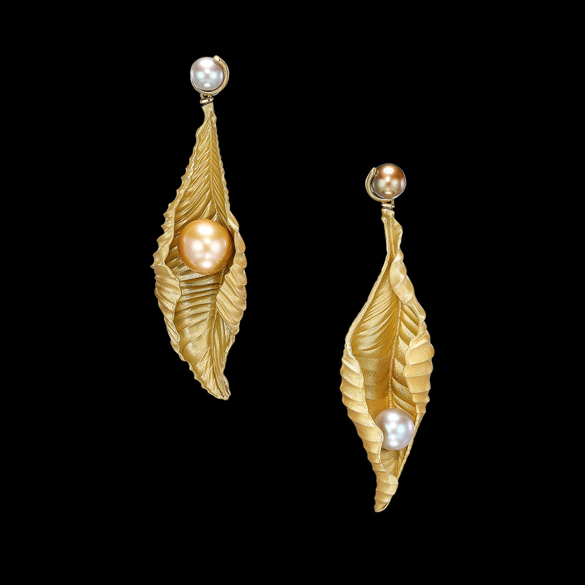 Champagne Acorn Leaf Earrings