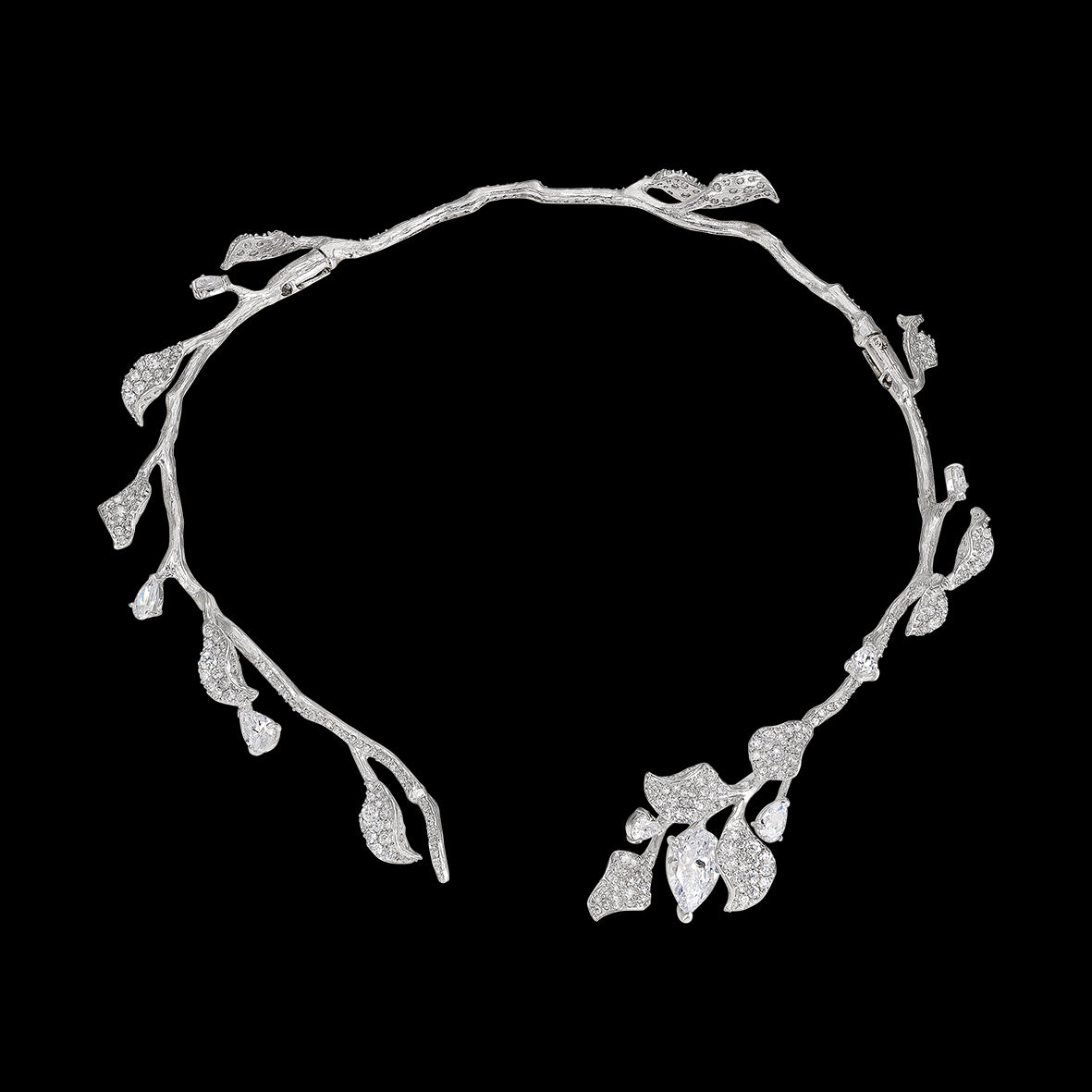 White Diamond Galatea Collar