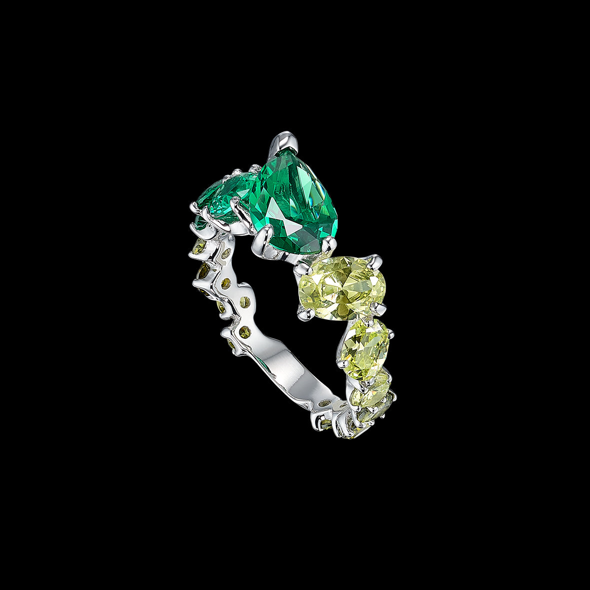 Emerald Ombré Nova Starburst Ring, Ring, Anabela Chan Joaillerie - Fine jewelry with laboratory grown and created gemstones hand-crafted in the United Kingdom. Anabela Chan Joaillerie is the first fine jewellery brand in the world to champion laboratory-grown and created gemstones with high jewellery design, artisanal craftsmanship and a focus on ethical and sustainable innovations.