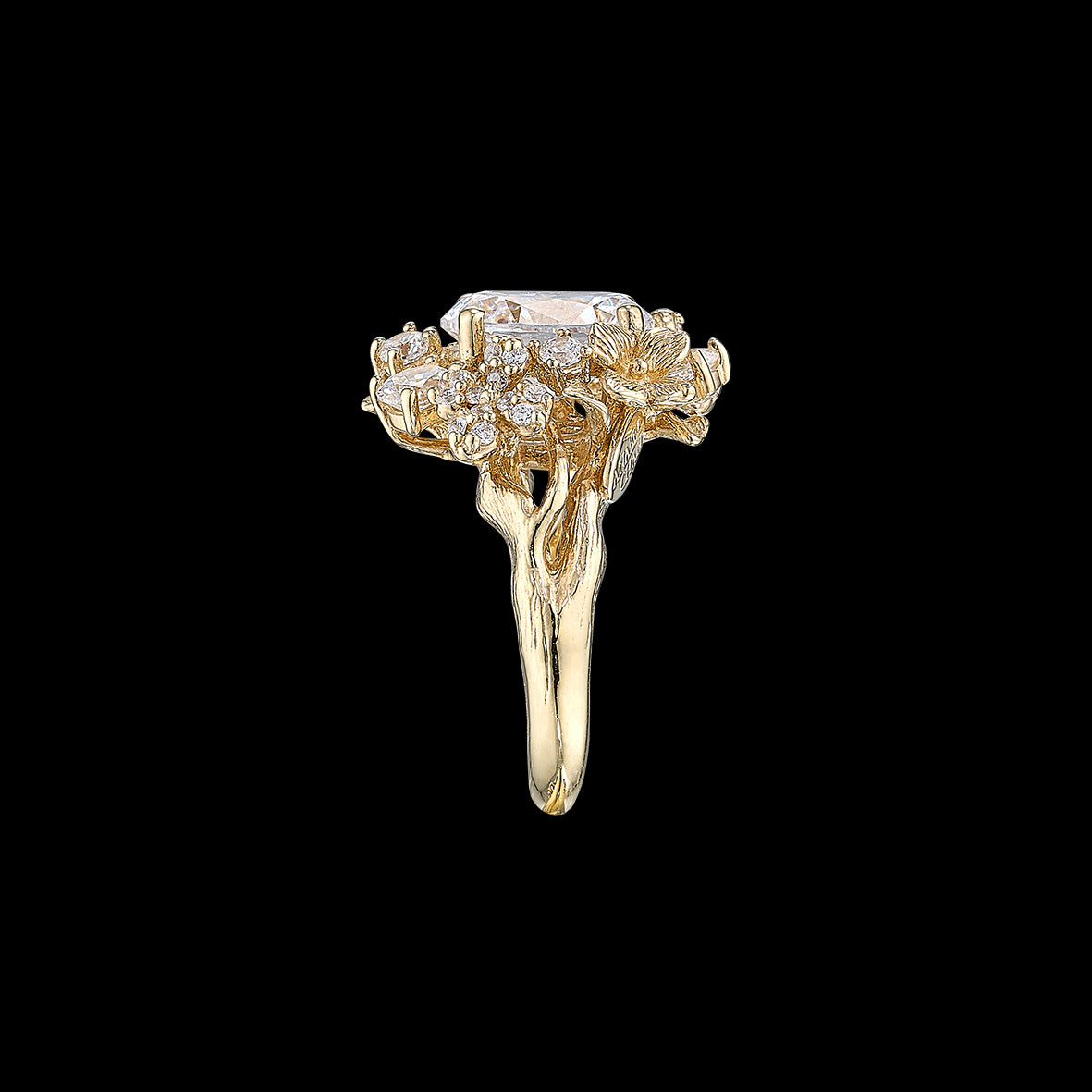 Anabela Chan Joaillerie Golden Posy Diamond Ring profile view