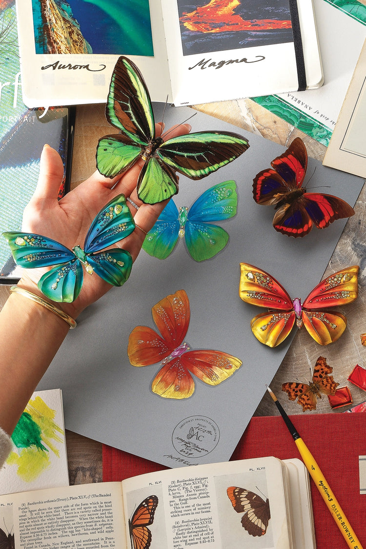 Anabela-Chan-Joaillerie_Home_Page_Magma_and_Aurora_Aurora-Butterfly-Brooch_-Magma-Butterfly-Brooch_Still-Life-Campaign-Image_mobile_1067 x 1600