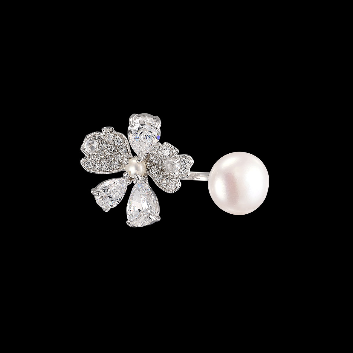 Pearl Snow Rose Ring