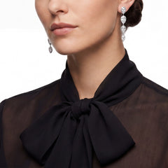 Dew Drop Earrings. White Gold