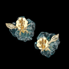 Spirulina Petunia Studs
