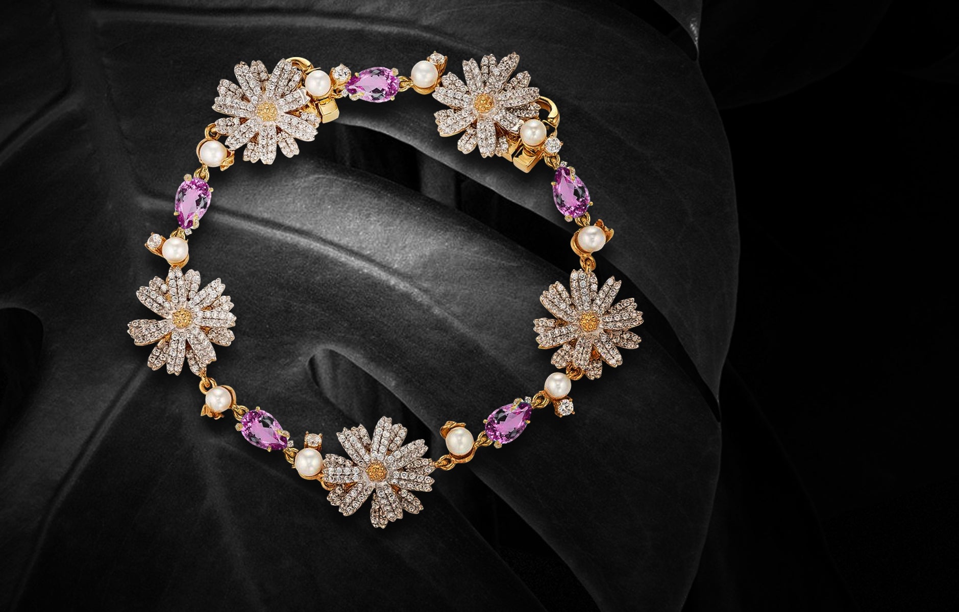 Anabela_Chan_Joailerie_Our_Bracelets_Pink_Gemstone_Bracelets_desktop