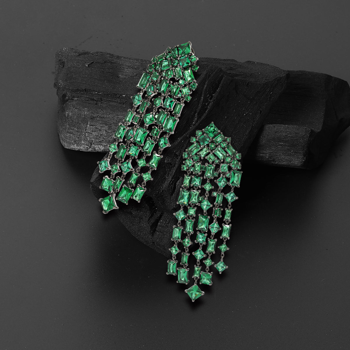 Anabela_Chan_Joailerie_Our_Earrings_Green_Gemstone_Earrings_mobile