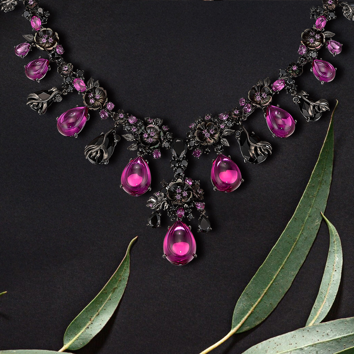Anabela_Chan_Joailerie_Our_Necklaces_Black_Gemstone_Necklaces_mobile