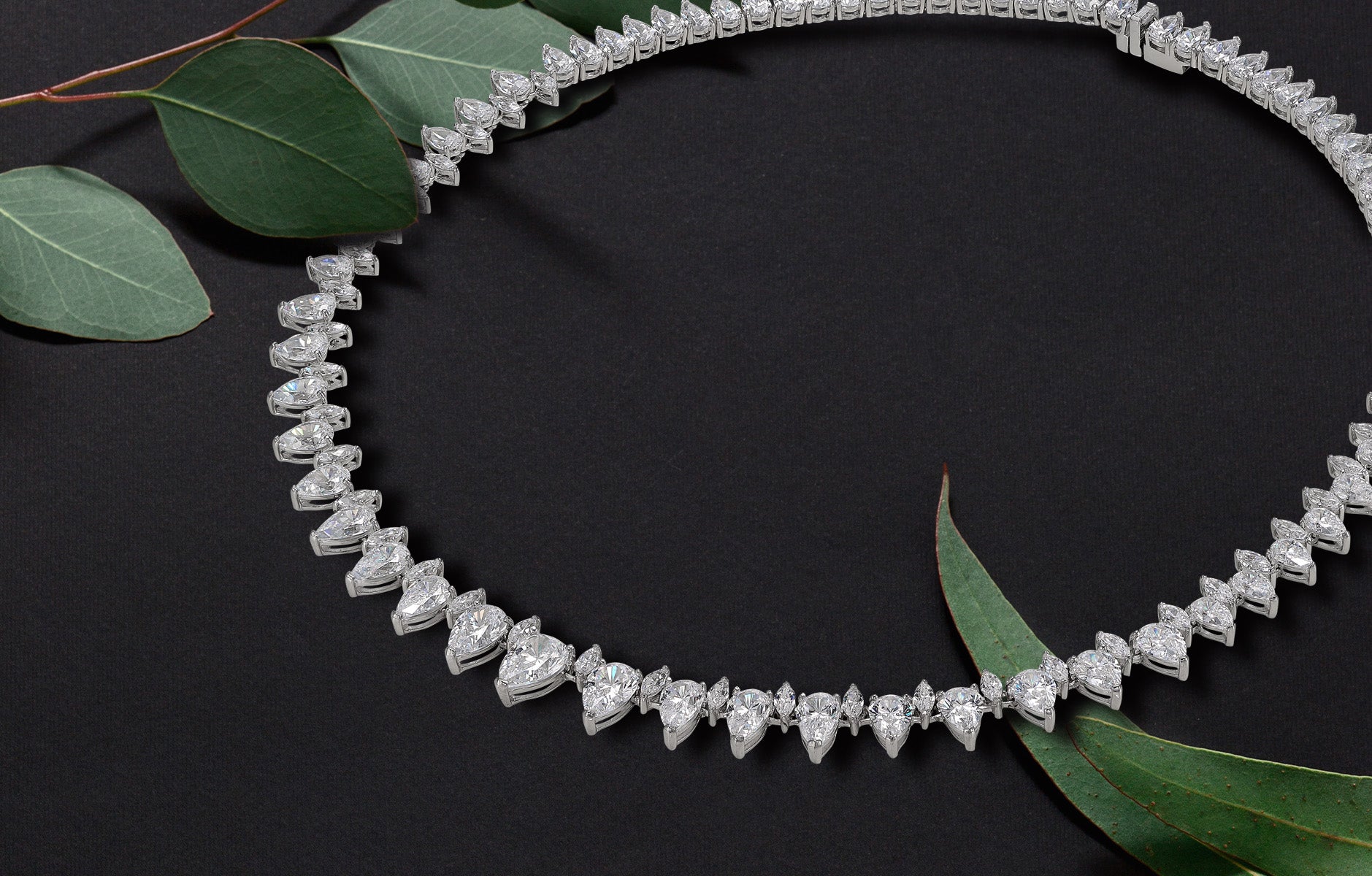 Anabela_Chan_Joailerie_Our_Necklaces_White_Gemstone_Necklaces_desktop