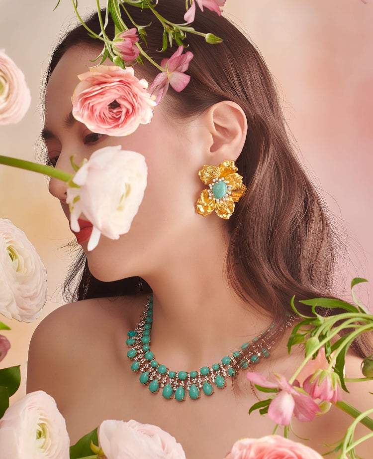 Anabela_Chan_Joaillerie_Collections_Floral_Fantasies_-_the_Icons_mobile