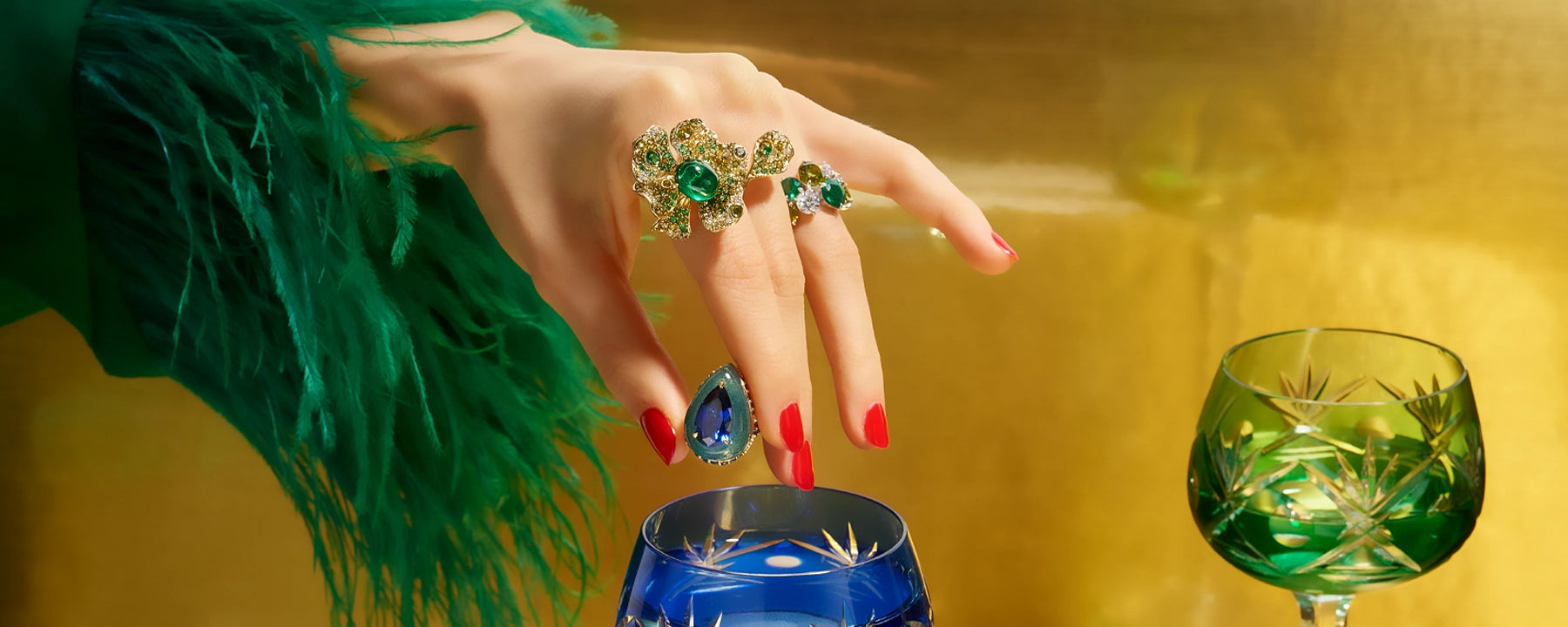 Anabela_Chan_Joaillerie_Holiday_Gift_Guide_Collections_Holiday_Guft_Guide_desktop