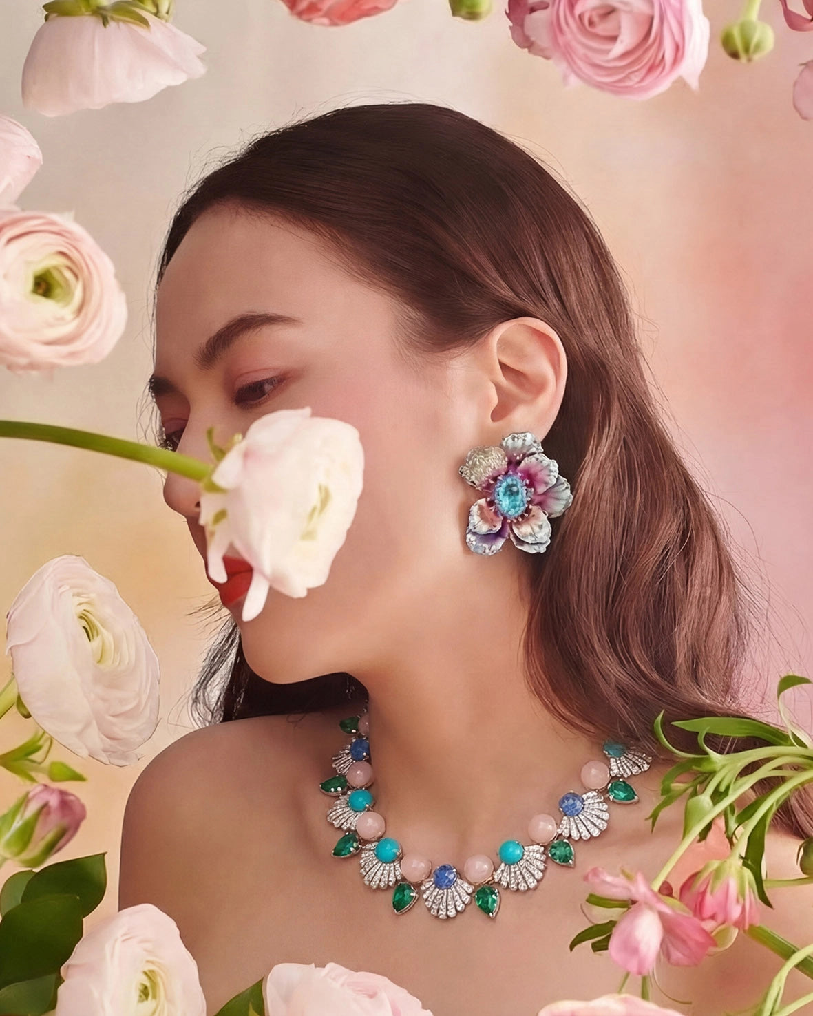 Anabela_Chan_Joaillerie_New_Creations_Iris_Poppy_Earrings