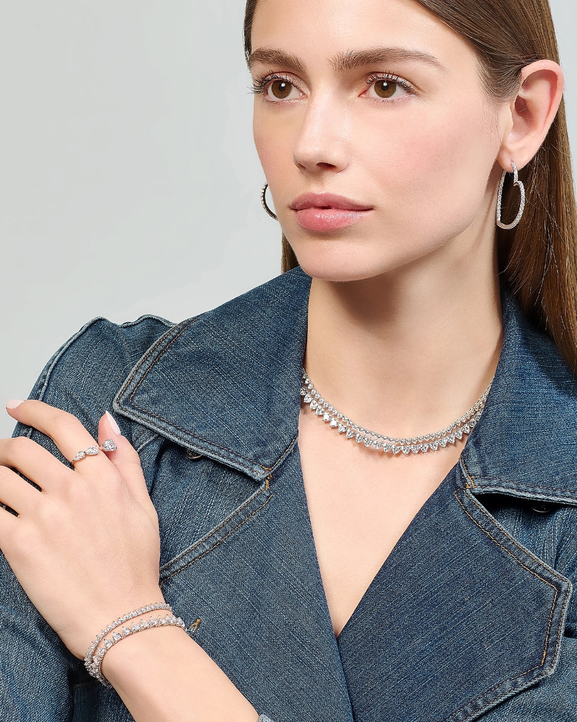Anabela_Chan_Joaillerie_Our_Collections_All_Bracelets_Eternity_Heart_Necklace._White_Gold_Petite_Eternity_Heart_Necklace._White_Gold_Diamond_Heart_Hoop_Earrings_Eternity_Heart_Bracele