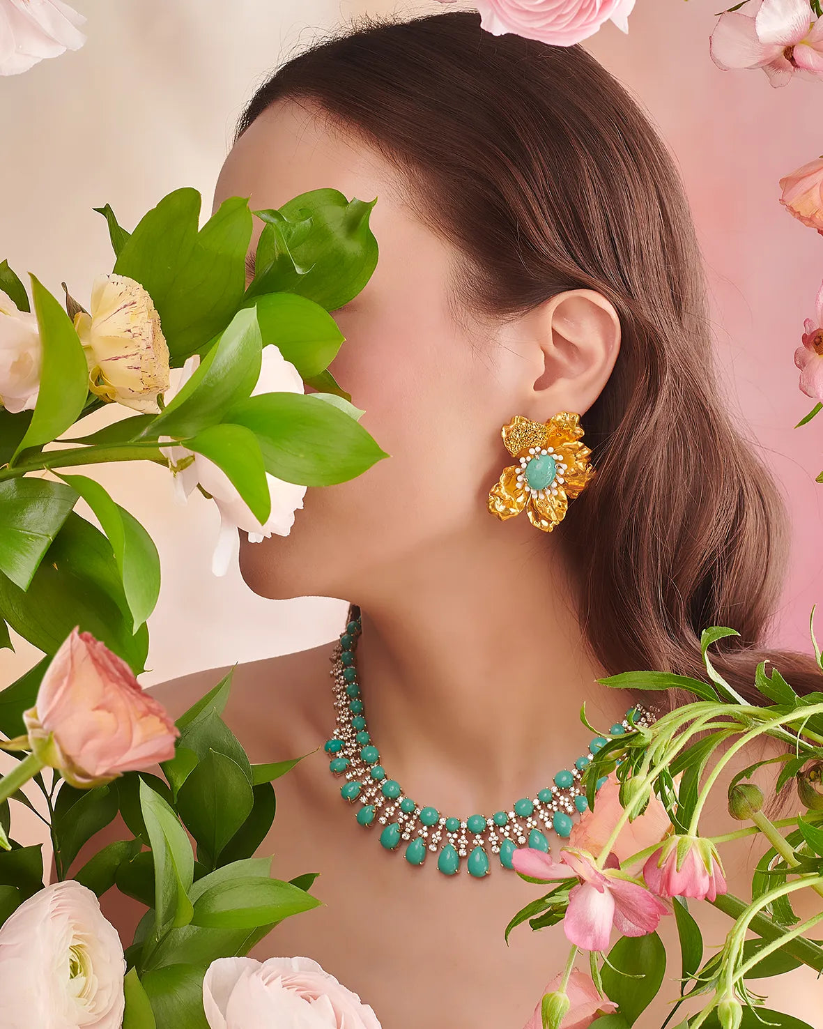 Anabela_Chan_Joaillerie_Our_Collections_Valentine_s_Day_Diamond_Turquoise_Tutti_Frutti_Necklace_Turquoise_Roi_de_Soleil_Earrings