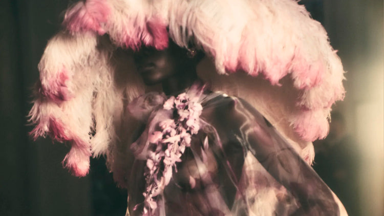 Anabela_Chan_Joaillerie_x_Miss_Sohee_SS2026_Haute_Couture_Behind_the_Show_Blush_Rose_Studs_desktop