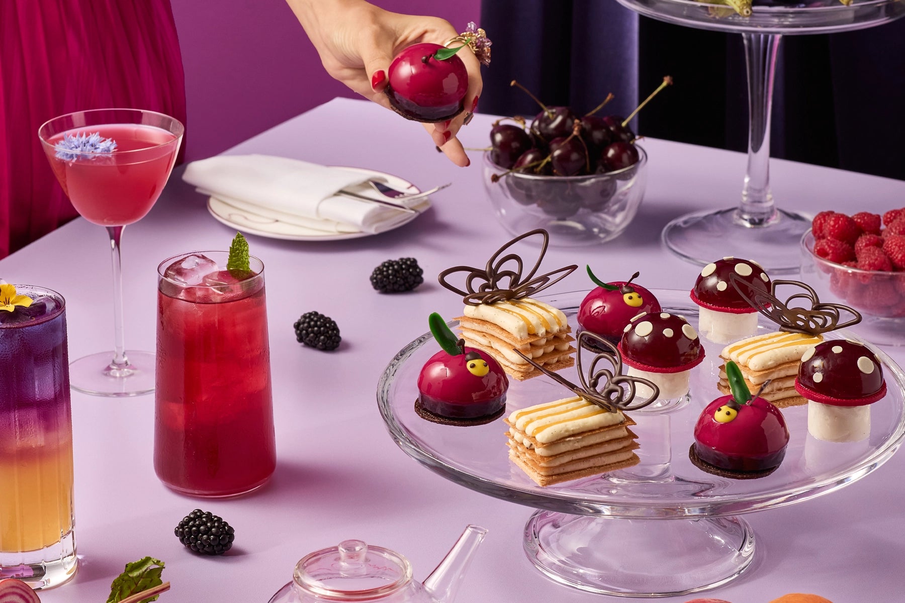 Anabela_Chan_Joaillerie_x_One_Aldwych_Summer_Tea_Salon_2025__Ben_Carpenter_Banner_Desktop