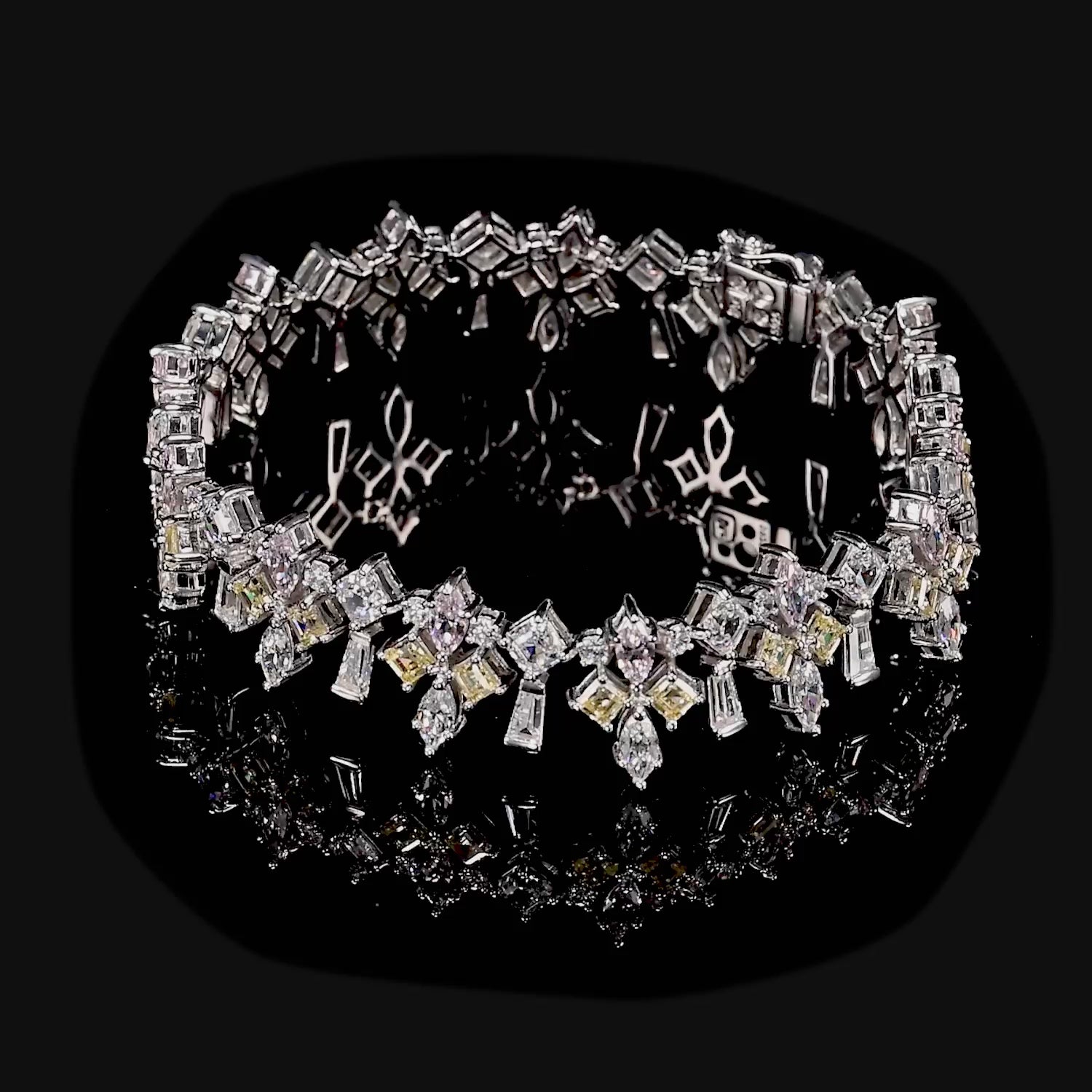 Candy Fleur-De-Lys Bracelet