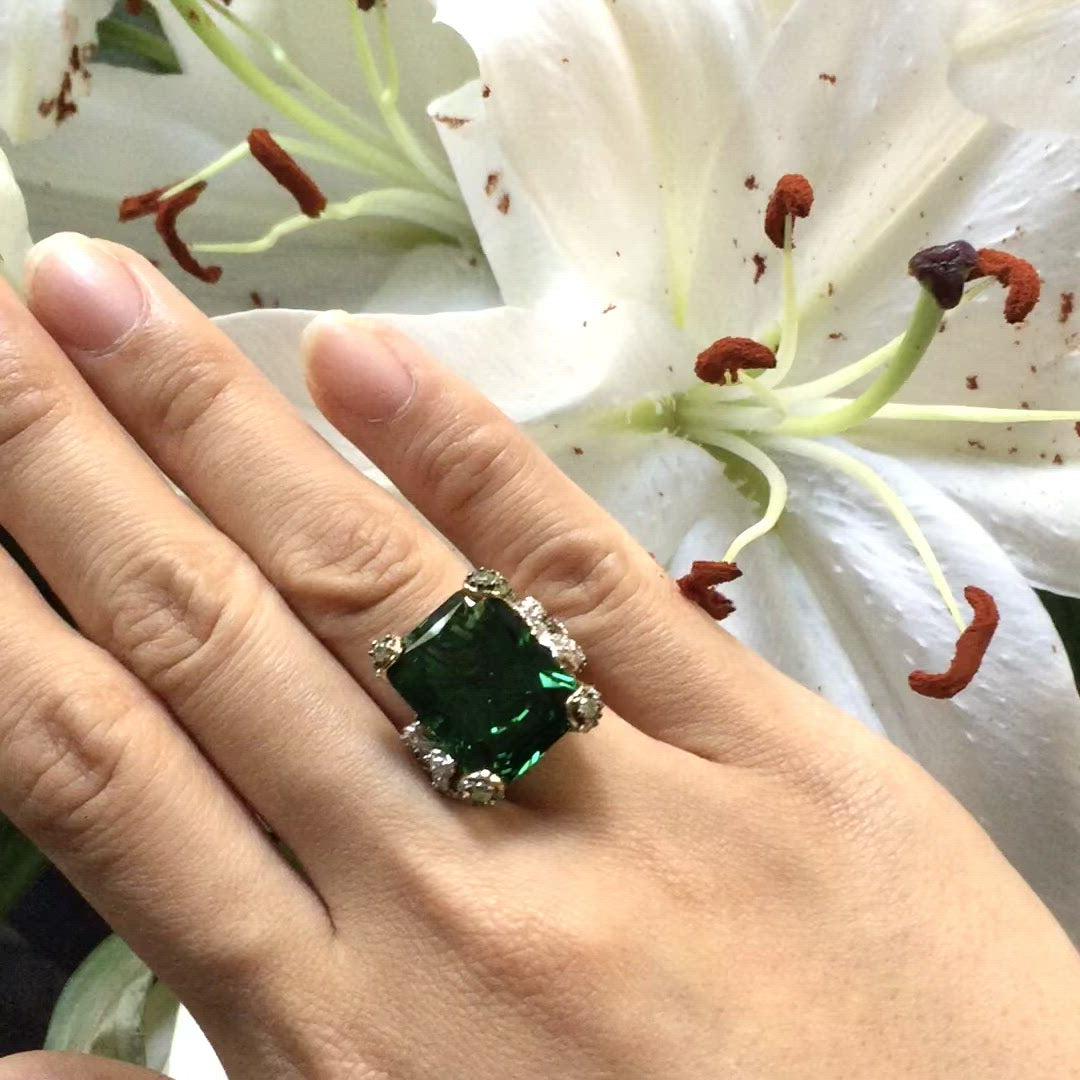 Emerald Cinderella Ring