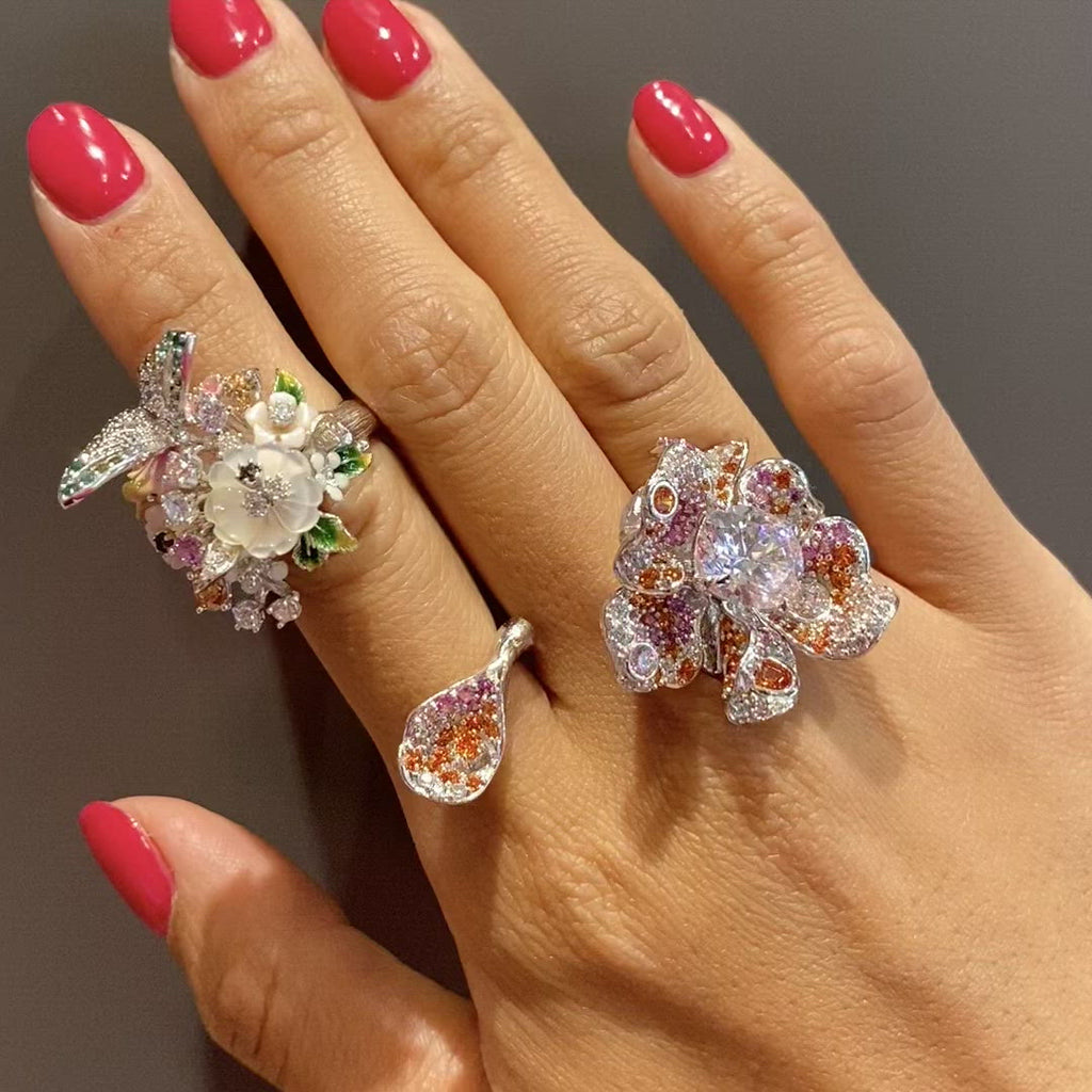White Mini Blossom Diamond Earrings – Anabela Chan Joaillerie