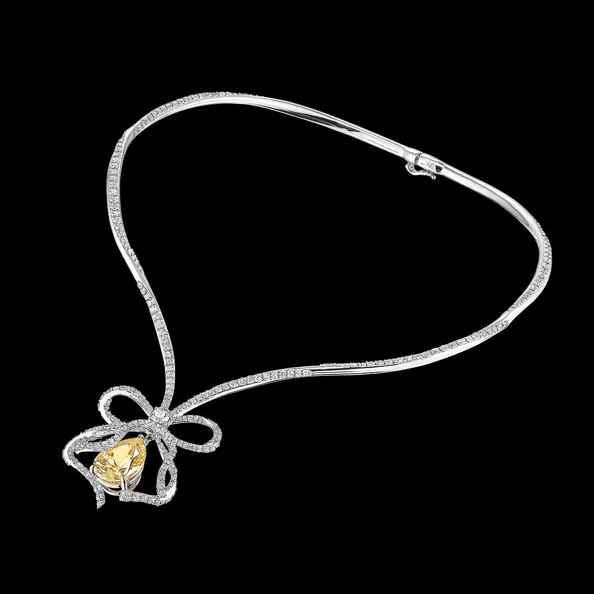 Heart Decor Bow Tie Necklace | SHEIN