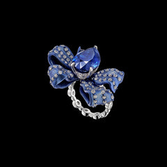 Sapphire Gingham Bow Ring, Ring, Anabela Chan Joaillerie - Fine jewelry with laboratory grown and created gemstones hand-crafted in the United Kingdom. Anabela Chan Joaillerie is the first fine jewellery brand in the world to champion laboratory-grown and created gemstones with high jewellery design, artisanal craftsmanship and a focus on ethical and sustainable innovations.