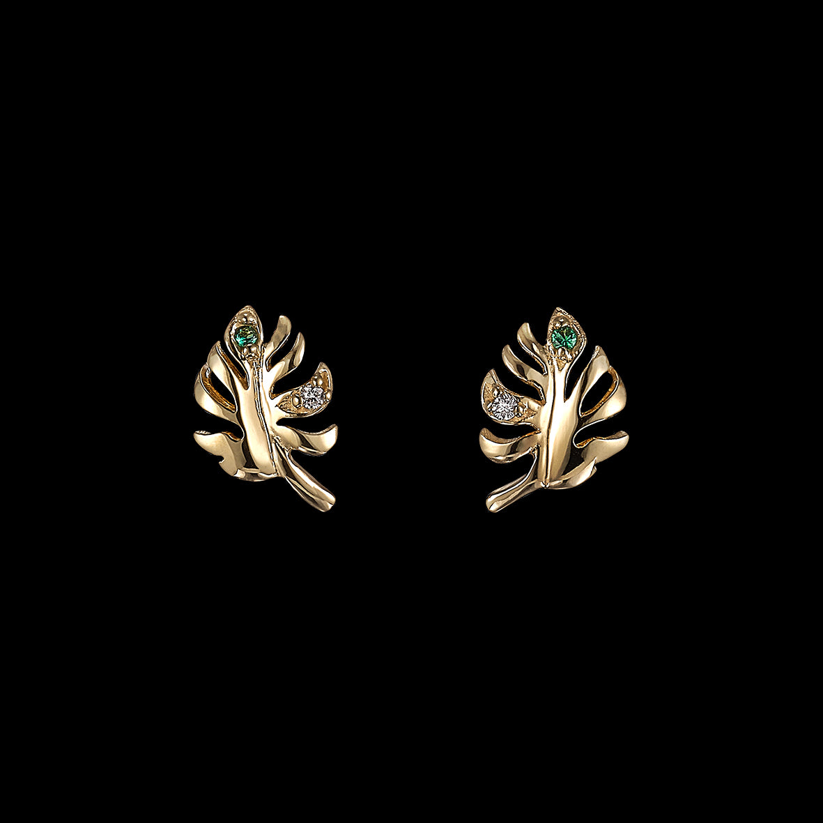 Gold Palm Studs, Earring, Anabela Chan Joaillerie - Fine jewelry with laboratory grown and created gemstones hand-crafted in the United Kingdom. Anabela Chan Joaillerie is the first fine jewellery brand in the world to champion laboratory-grown and created gemstones with high jewellery design, artisanal craftsmanship and a focus on ethical and sustainable innovations.
