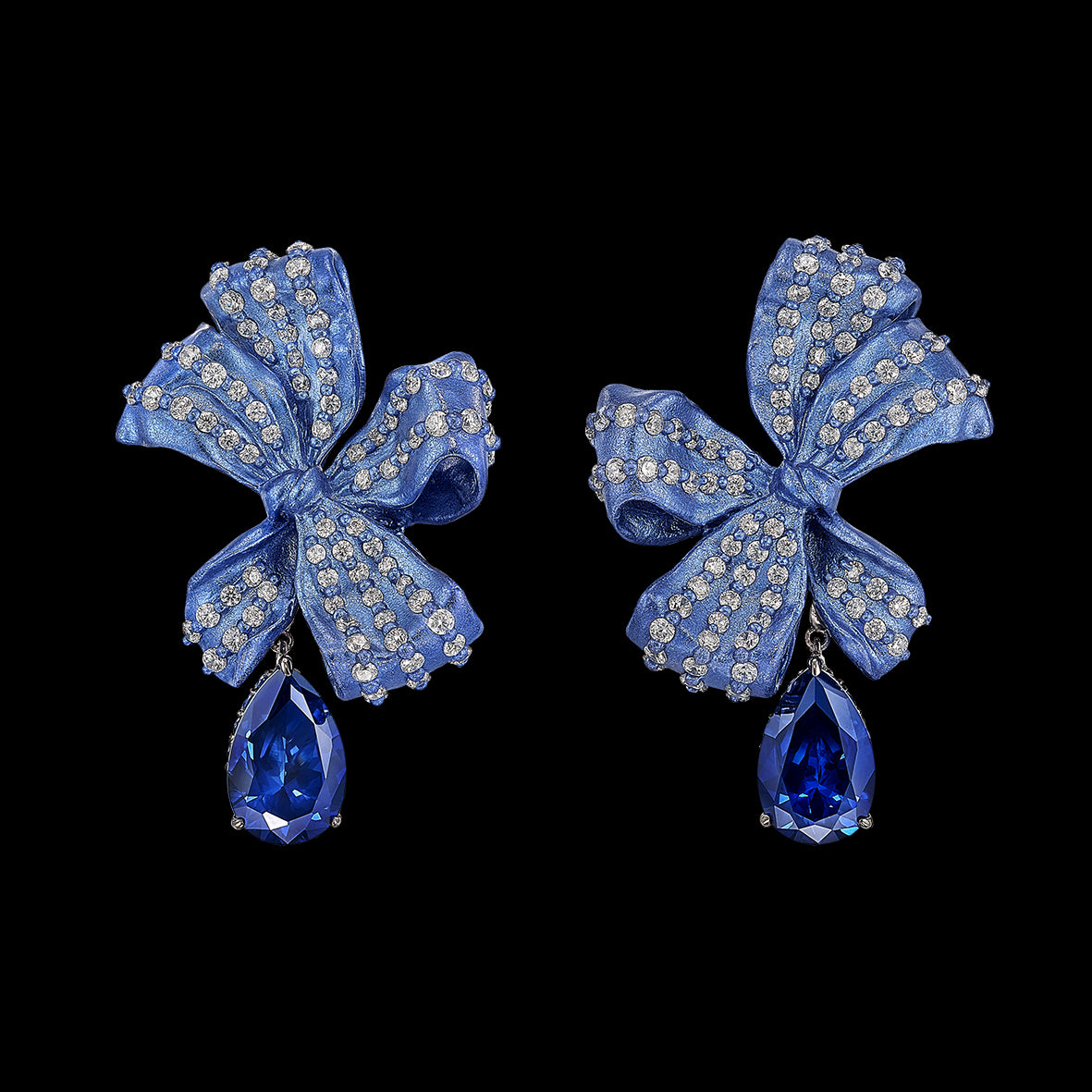 Midi Sapphire Gingham Bow Earrings, Earring, Anabela Chan Joaillerie - Fine jewelry with laboratory grown and created gemstones hand-crafted in the United Kingdom. Anabela Chan Joaillerie is the first fine jewellery brand in the world to champion laboratory-grown and created gemstones with high jewellery design, artisanal craftsmanship and a focus on ethical and sustainable innovations.