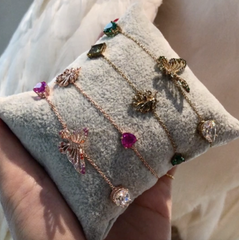 Fuchsia Palm Bracelet, Bracelet, Anabela Chan Joaillerie - Fine jewelry with laboratory grown and created gemstones hand-crafted in the United Kingdom. Anabela Chan Joaillerie is the first fine jewellery brand in the world to champion laboratory-grown and created gemstones with high jewellery design, artisanal craftsmanship and a focus on ethical and sustainable innovations.