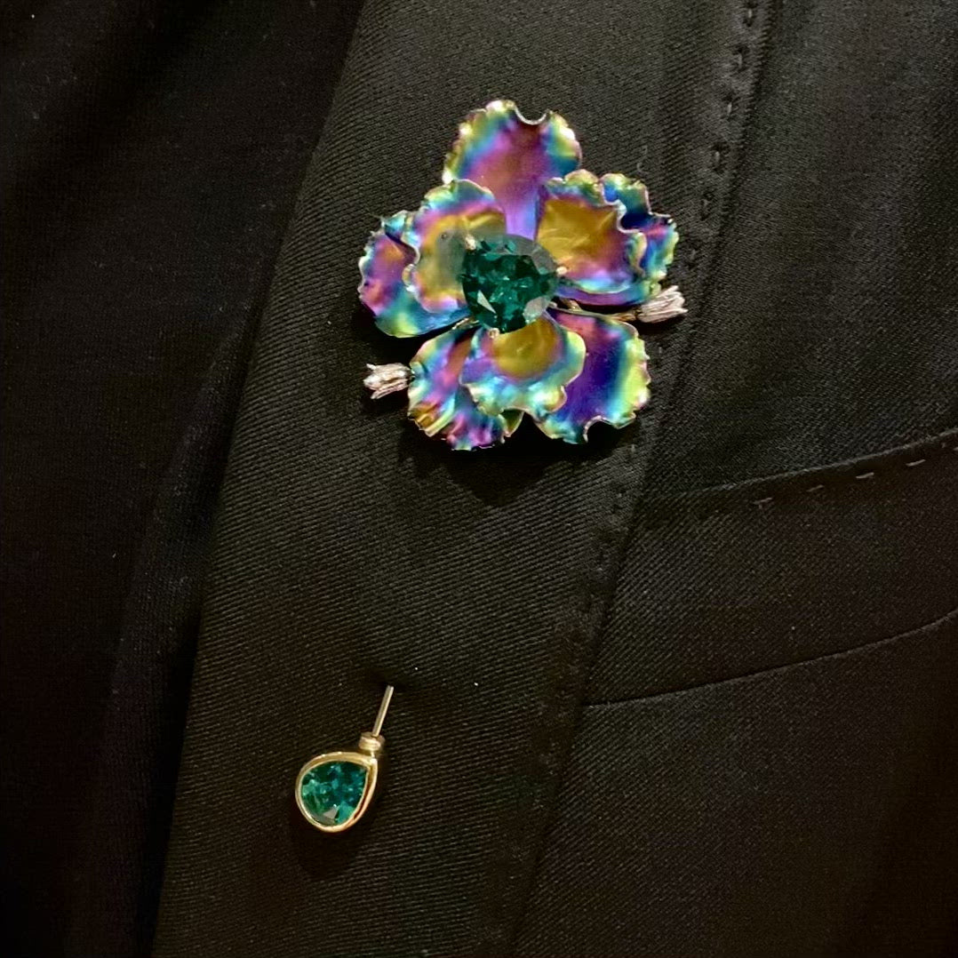 Rainbow Parrot Bloom Pin