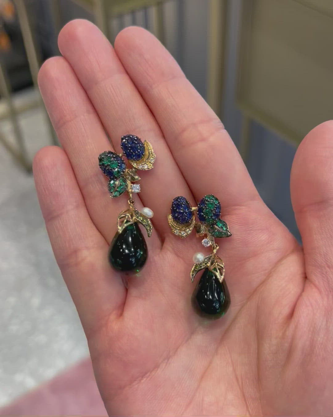 Greenberry Drop Earrings