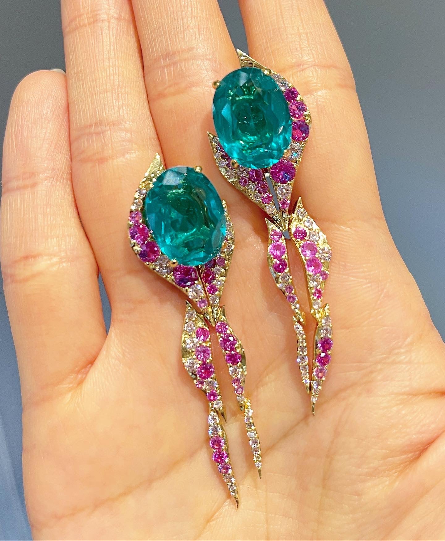 Paraiba Fin Earrings, Earrings, Anabela Chan Joaillerie - Fine jewelry with laboratory grown and created gemstones hand-crafted in the United Kingdom. Anabela Chan Joaillerie is the first fine jewellery brand in the world to champion laboratory-grown and created gemstones with high jewellery design, artisanal craftsmanship and a focus on ethical and sustainable innovations.